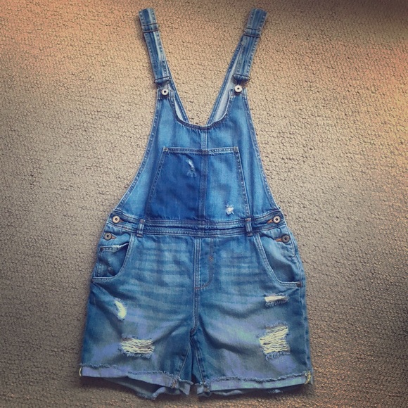 Zara Distressed Denim Short Overalls - Picture 2 of 6